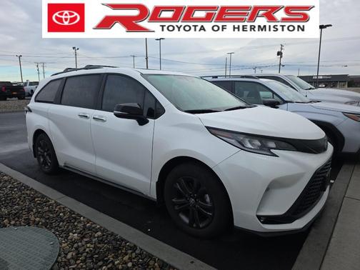 2025 Toyota Sienna XSE 7 Passenger