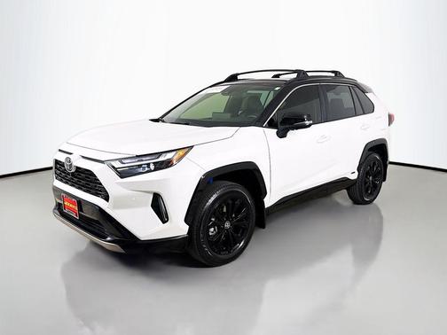 2025 Toyota RAV4 Hybrid SE