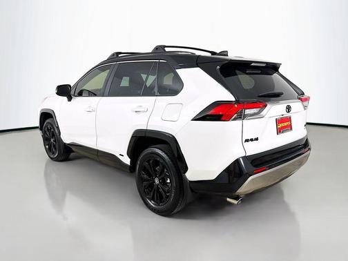 2025 Toyota RAV4 Hybrid SE