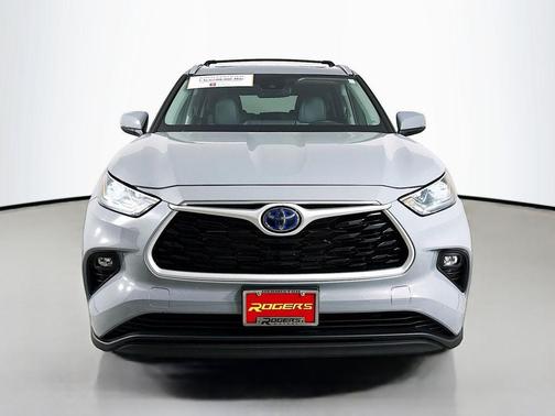 2023 Toyota Highlander Hybrid XLE