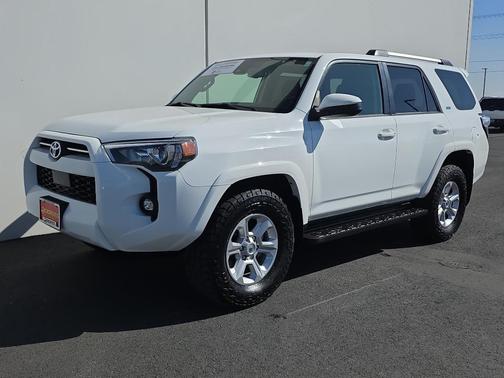 2022 Toyota 4Runner SR5