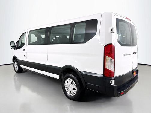 2022 Ford Transit-350 XLT