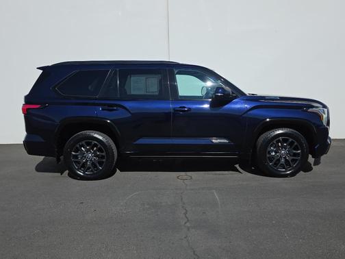 2023 Toyota Sequoia Platinum