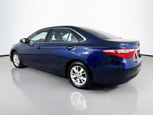 2015 Toyota Camry Hybrid SE
