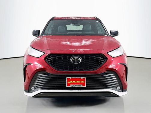 2026 Toyota Highlander XSE