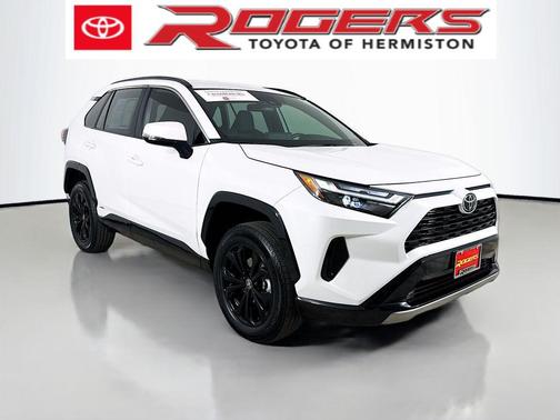 2025 Toyota RAV4 Hybrid SE