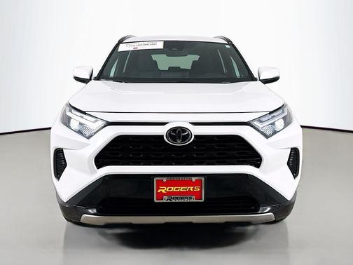 2025 Toyota RAV4 Hybrid SE