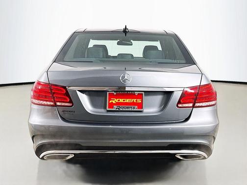 2016 Mercedes-Benz E-Class 4MATIC
