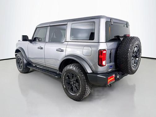 Carbonized Gray Metallic 2021 Ford Bronco