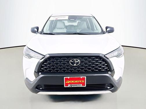 Wind Chill Pearl 2024 Toyota Corolla Cross L