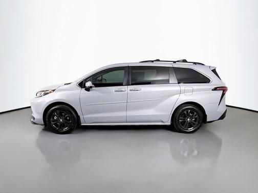 2024 Toyota Sienna Woodland Edition