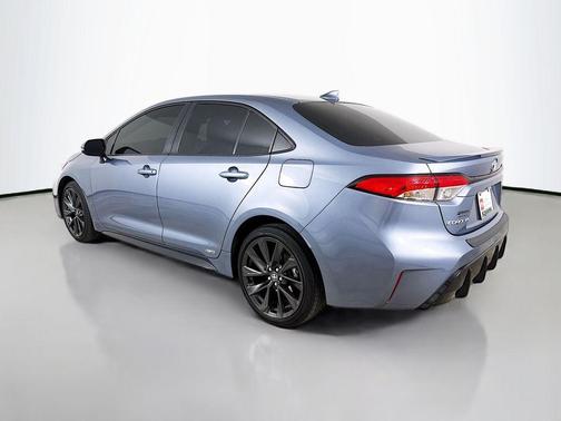 2024 Toyota Corolla Hybrid SE