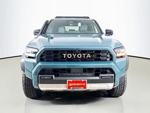 2026 Toyota 4Runner Hybrid Trailhunter