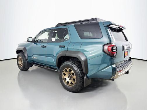 2026 Toyota 4Runner Hybrid Trailhunter