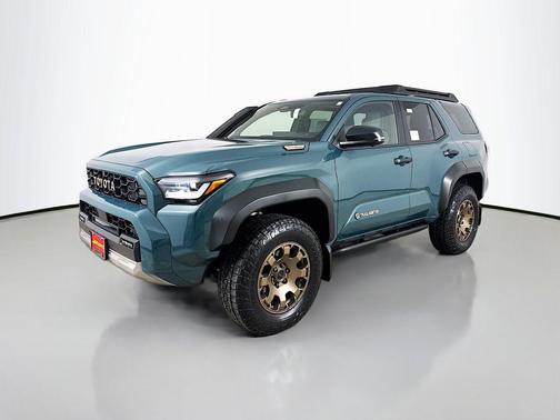2026 Toyota 4Runner Hybrid Trailhunter