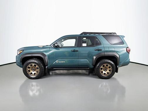 2026 Toyota 4Runner Hybrid Trailhunter