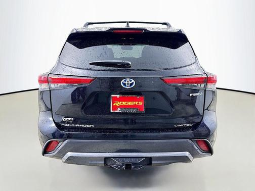 2023 Toyota Highlander Hybrid Limited