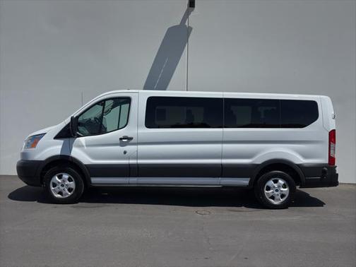 2017 Ford Transit-350 XLT