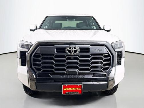 2026 Toyota Tundra Hybrid Platinum