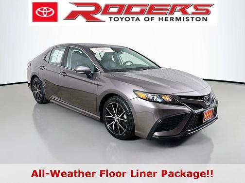 Predawn Gray Mica 2022 Toyota Camry SE