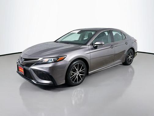 Predawn Gray Mica 2022 Toyota Camry SE