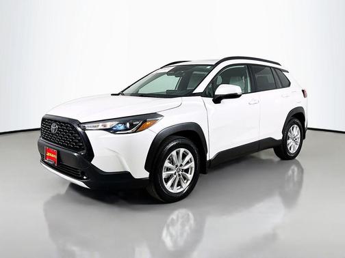 2023 Toyota Corolla Cross LE