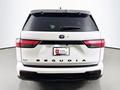 2023 Toyota Sequoia Platinum