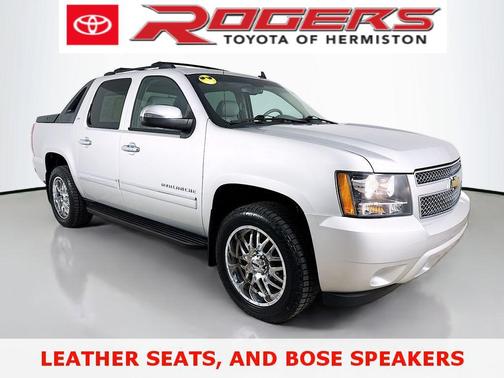 Sheer Silver Metallic 2011 Chevrolet Avalanche 1500 LTZ