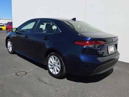 2025 Toyota Corolla Hybrid XLE