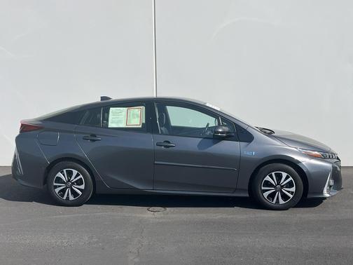 2017 Toyota Prius Prime Advanced