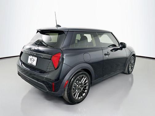 2025 MINI Hardtop Cooper