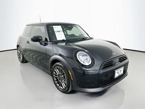 2025 MINI Hardtop Cooper