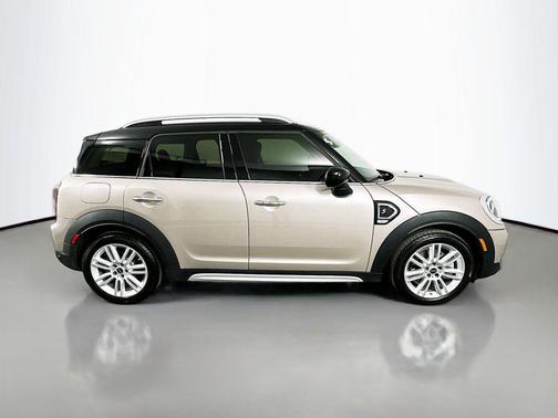 2023 MINI Countryman Cooper S