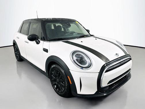 2023 MINI Hardtop Cooper