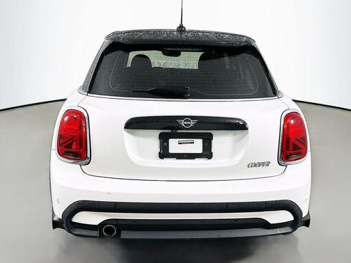 2023 MINI Hardtop Cooper