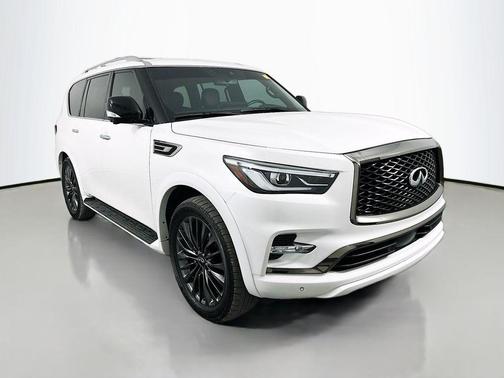 2024 INFINITI QX80 SENSORY AWD