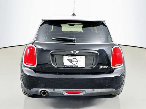 2018 MINI Hardtop Cooper