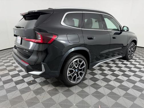 Black Sapphire Metallic 2025 BMW X1 xDrive28i