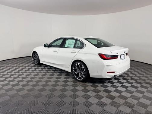 2026 BMW 330 xDrive NA