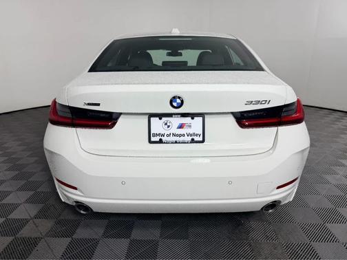 2026 BMW 330 xDrive NA