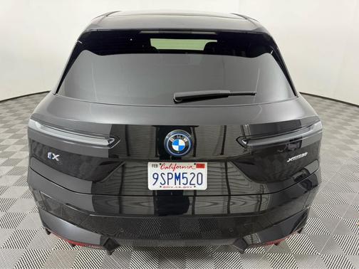 2025 BMW iX xDrive50