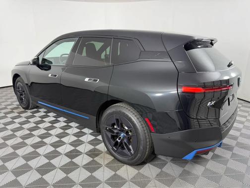 2024 BMW iX xDrive50