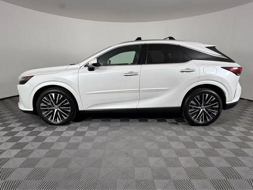Eminent White Pearl 2023 Lexus RX 350h Premium Plus