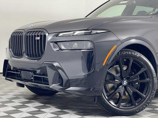 2026 BMW X7 M60i