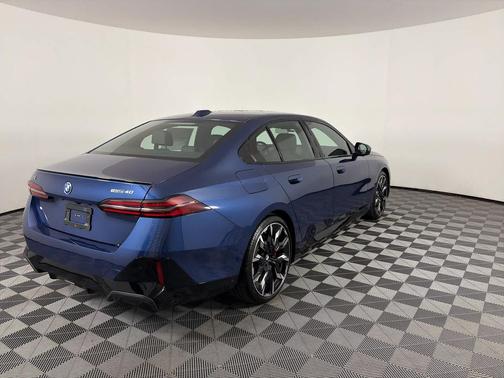 2026 BMW i5 eDrive40