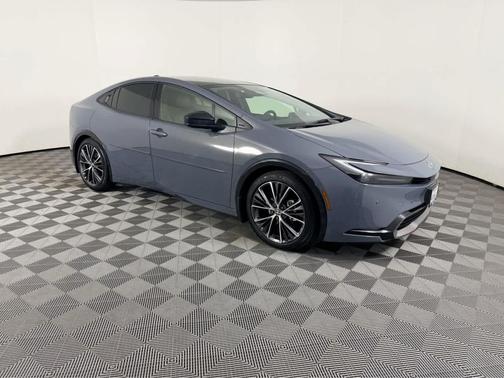 2024 Toyota Prius XLE