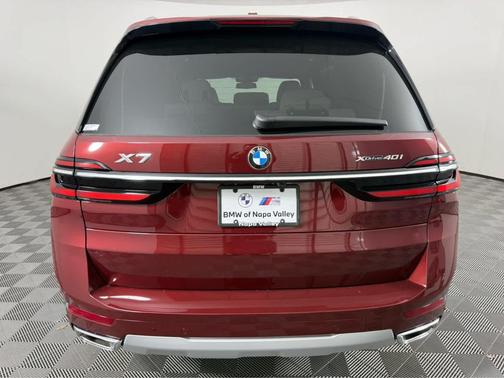2026 BMW X7 xDrive40i