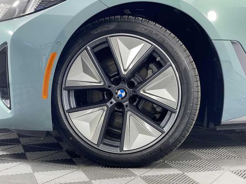 2025 BMW i4 Gran Coupe xDrive40