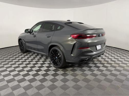 2026 BMW X6 M60i