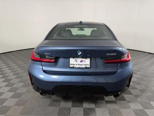 2026 BMW 330 xDrive NA